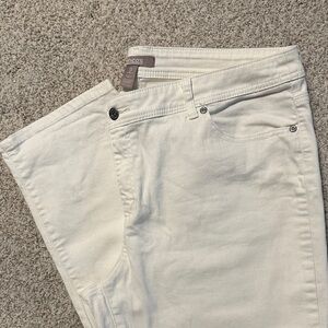 Chico’s White Straight-Leg Jeans